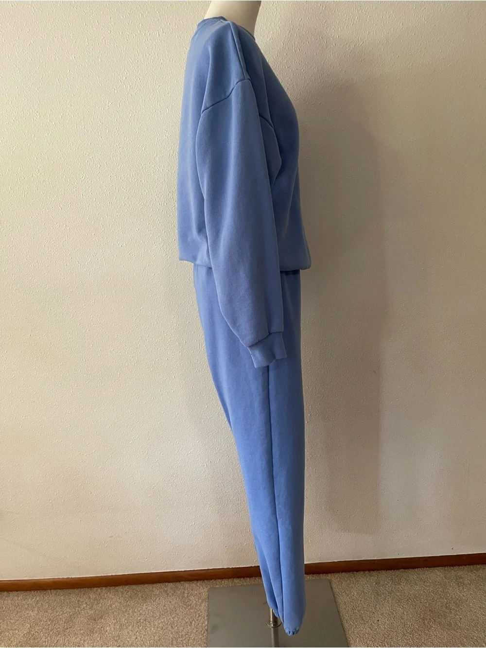 ALO Blue Pullover & Jogger Set